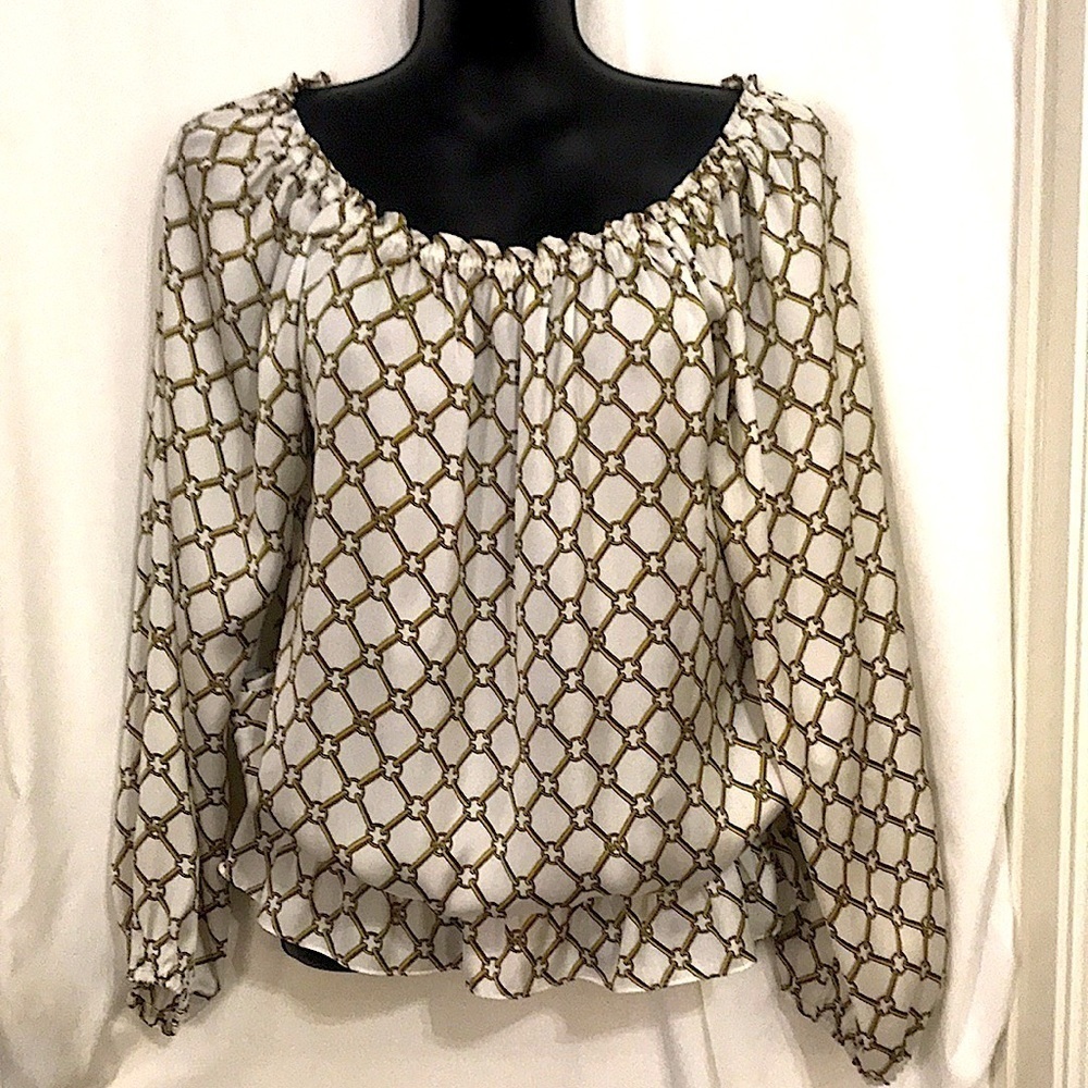 Michael Kors Gold and White Signature chain Fabric Blouse size Medium